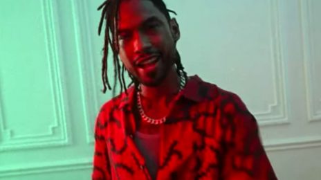Watch: Miguel Takes 'Told You So' & More To 2017 'Victoria's Secret Fashion Show'