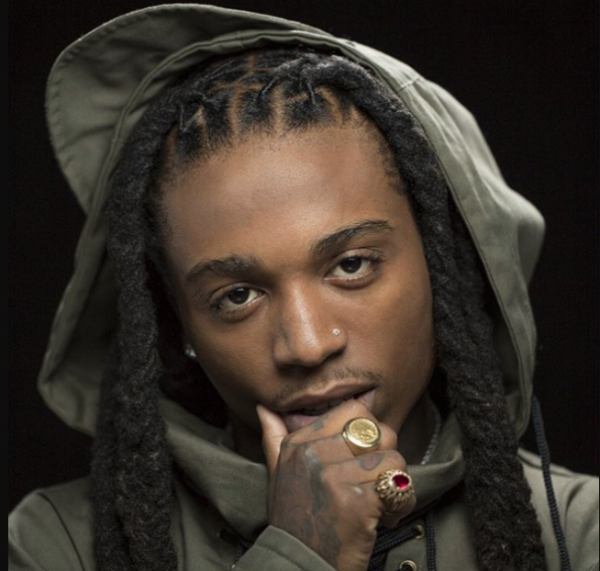 Jacquees Crowns Himself 'King of R&B' / Usher, R.Kelly, & More Respond