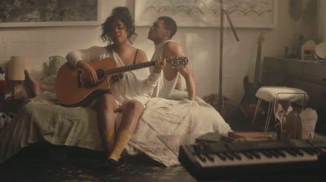 New Video: H.E.R. - 'Hard Place'