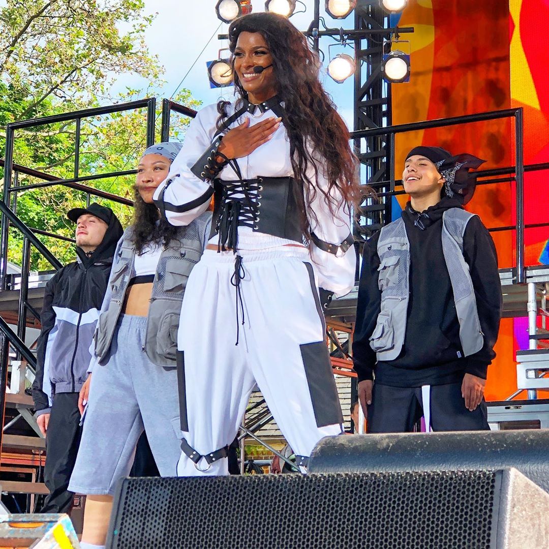 Ciara Slays GMA's Summer Concert Series With 'Level Up,' 'Set,' 'Goodies,' & More ...1080 x 1080