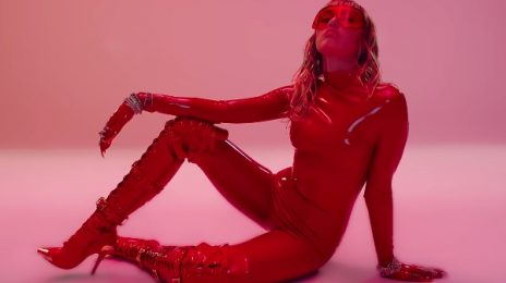 New Video: Miley Cyrus - 'Mother's Daughter'