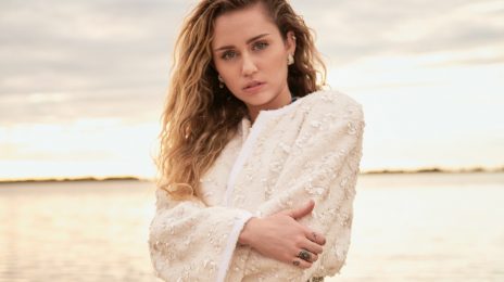 Miley Cyrus Splits From Liam Hemsworth
