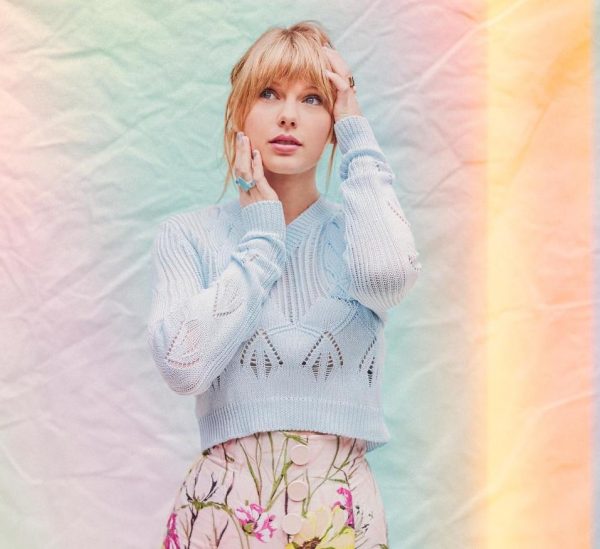 Report Taylor Swift Prepares New Album That Grape Juice