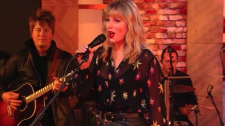 Taylor Swift Blazes BBC Radio 1 Live Lounge [Performances]