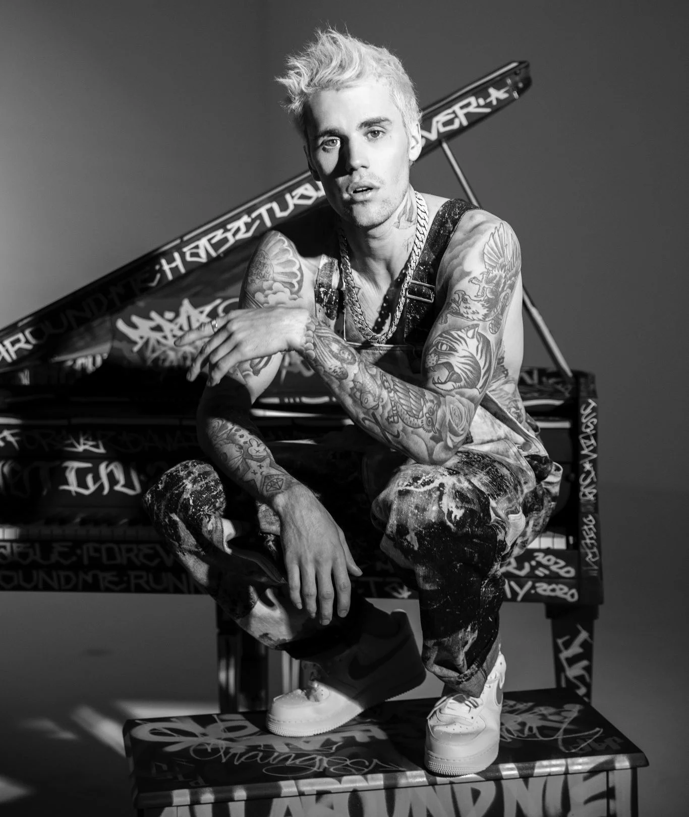 Justin Bieber & Chris Brown Double Negative Lyrics know the real meaning of  Justin Bieber & Chris Brown's Double Negative Song Lyrics - News