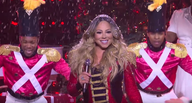 Mariah Carey Performs All I Want For Christmas Is You On Late Late Show Tv Residency That 