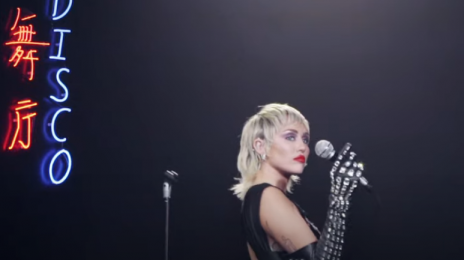 Behind the Scenes:  The Making of Miley Cyrus' 'Midnight Sky' Music Video [Watch]