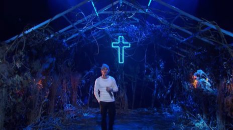 Justin Bieber Rocks #SNL With 'Lonely' & 'Holy (ft. Chance The Rapper)'