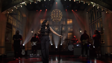 Did You Miss It?! H.E.R. Wowed 'SNL' with 'Damage' & 'Hold On' [Watch]