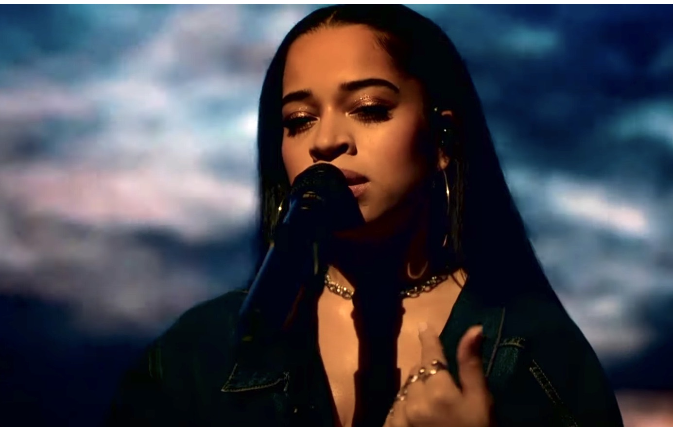 Ella Mai Performs Not Another Love Song On Corden That Grape Juice