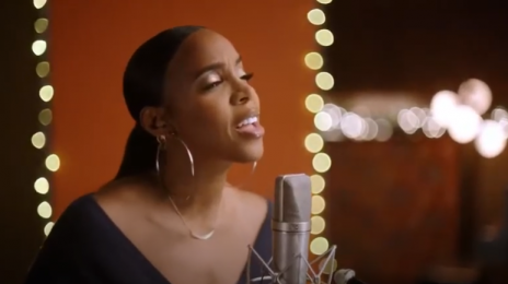 New Song:  Kelly Rowland - 'We Need a Little Christmas' ['Merry Liddle Christmas Wedding' Soundtrack]