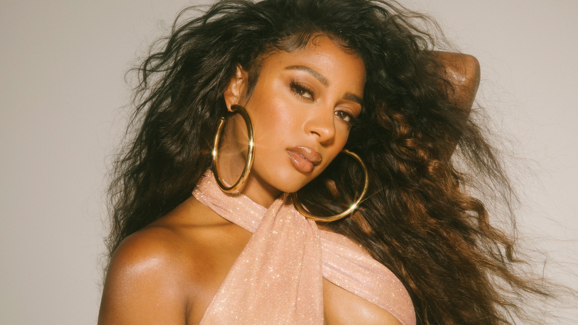 Exclusive Victoria Monét Dishes On New Music, Soul Train Awards