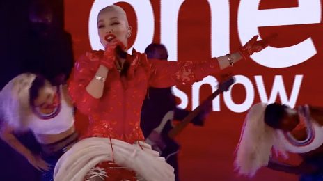 Gwen Stefani Performs 'Let Me Reintroduce Myself' On BBC's 'The One Show'