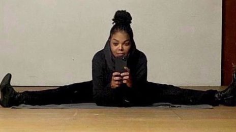 Janet Jackson Teases Comeback With Splits Pic