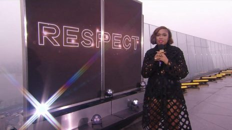 Jennifer Hudson Soars with Aretha Franklin Medley Live / Says She Also Wants to Play Oprah in Biopic