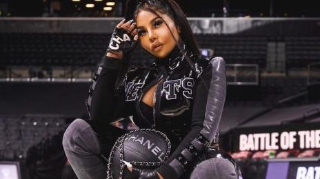 Lil Kim's Memoir 'The Queen Bee' Pushed To April 2022