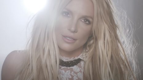 Britney Spears Breaks Silence After Conservatorship Termination: "Praise The Lord"