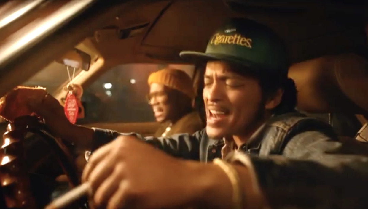 Bruno Mars, Anderson .Paak, Silk Sonic - Smokin Out The Window [Official  Music Video] 