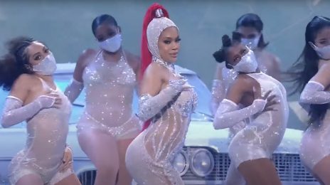 Saweetie Electrifies MTV EMAs 2021 with 'Tap In,' 'Best Friend,' & More [Performance]