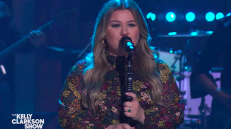 Watch: Kelly Clarkson Sizzles With Cover Of Cyndi Lauper's 'I Drove All Night'