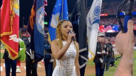 Chloe Bailey WOWS with US National Anthem at World Series 2022 [Video]