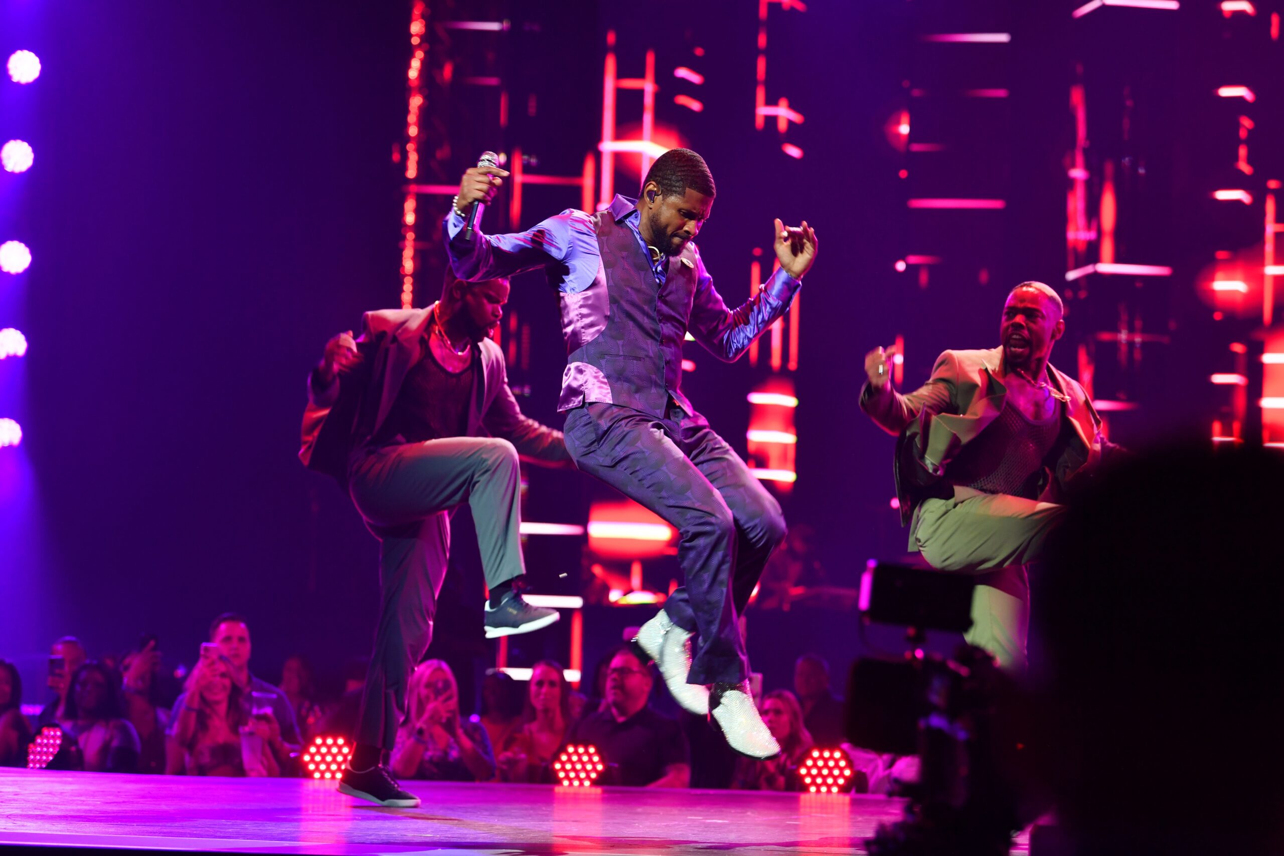 Usher Extends 'My Way' Las Vegas Residency with New 2023 Shows That
