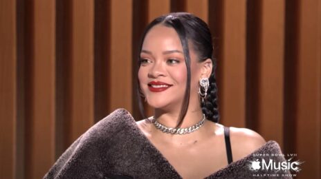 Watch: Rihanna Dishes on Super Bowl Halftime Show...And New Music