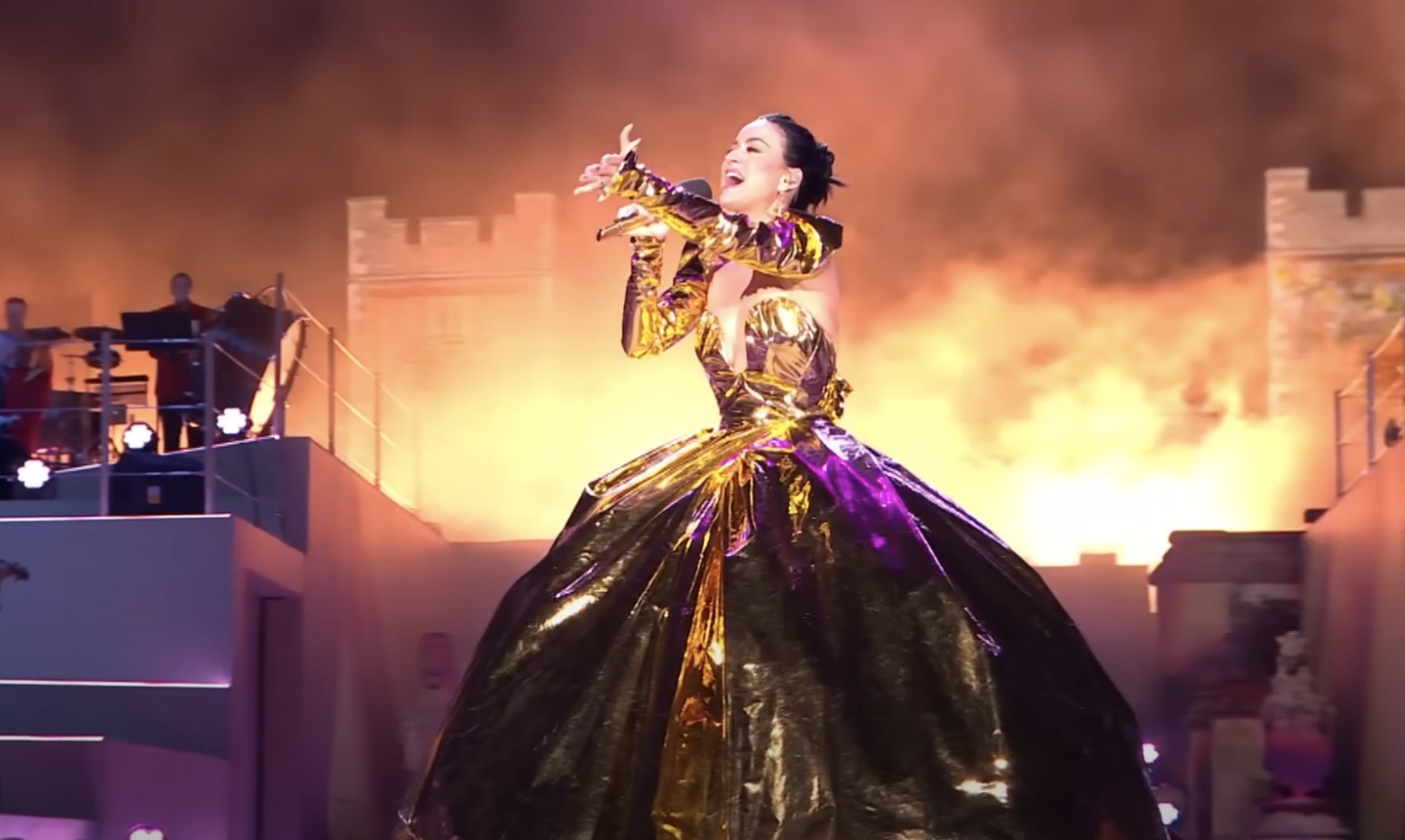 Katy Perry Wows with ‘Roar’ & More at King Charles III’s Coronation Concert