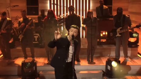 Justin Timberlake Returns to SNL, Performs 'Selfish' & New Song 'Sanctified'