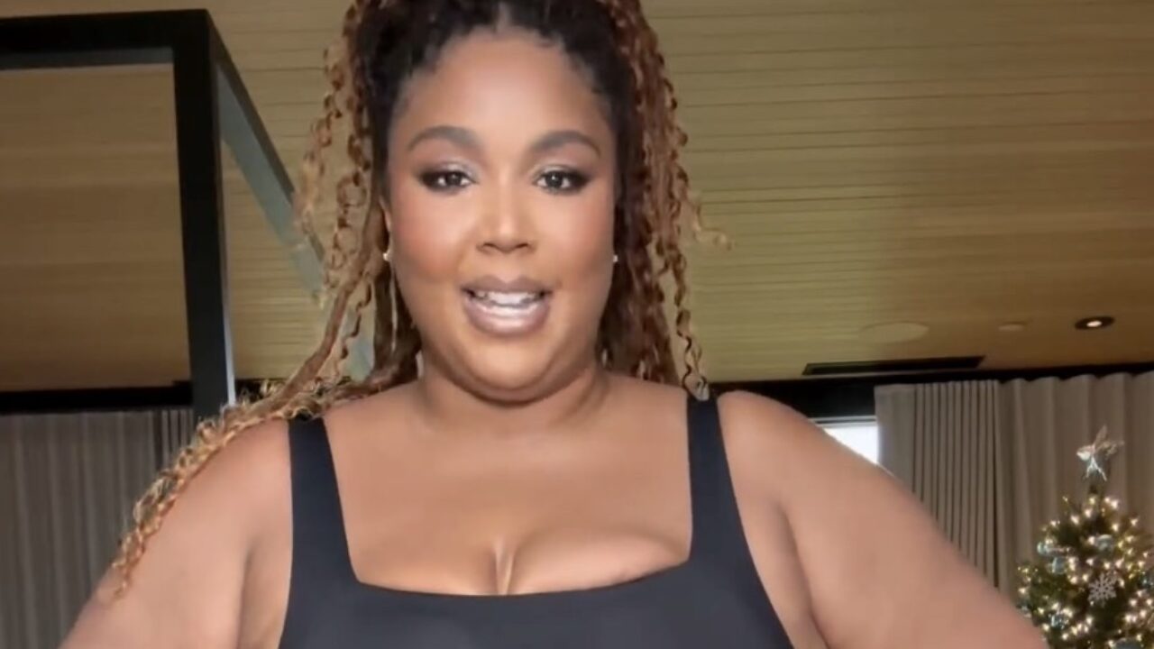 Lizzo Unveils Slimmer Figure: New Year, New Me - That Grape Juice