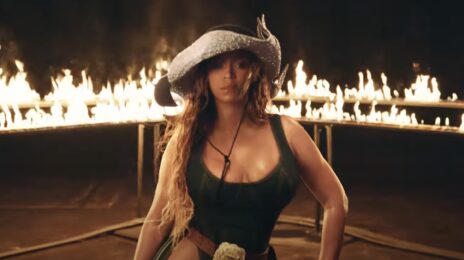 UK Chart: Beyonce's 'Texas Hold 'Em' Extends Reign at #1, Now Ties as Her Longest Chart-Topper