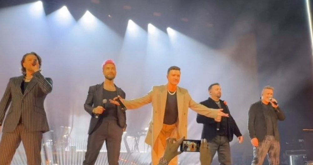 NSYNC Reunite & PERFORM New Song at Justin Timberlake’s LA Show [Video]