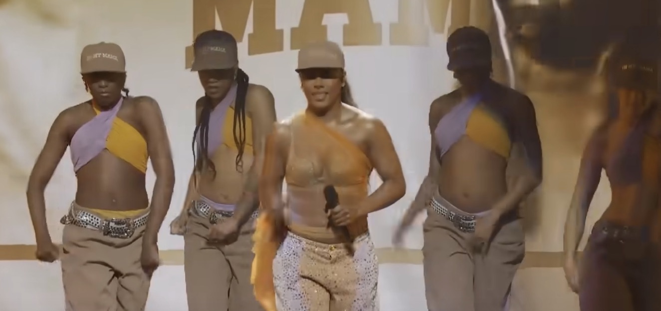 Watch: Victoria Monét Blazes with ‘On My Mama’ Live at Billboard’s Women in Music 2024