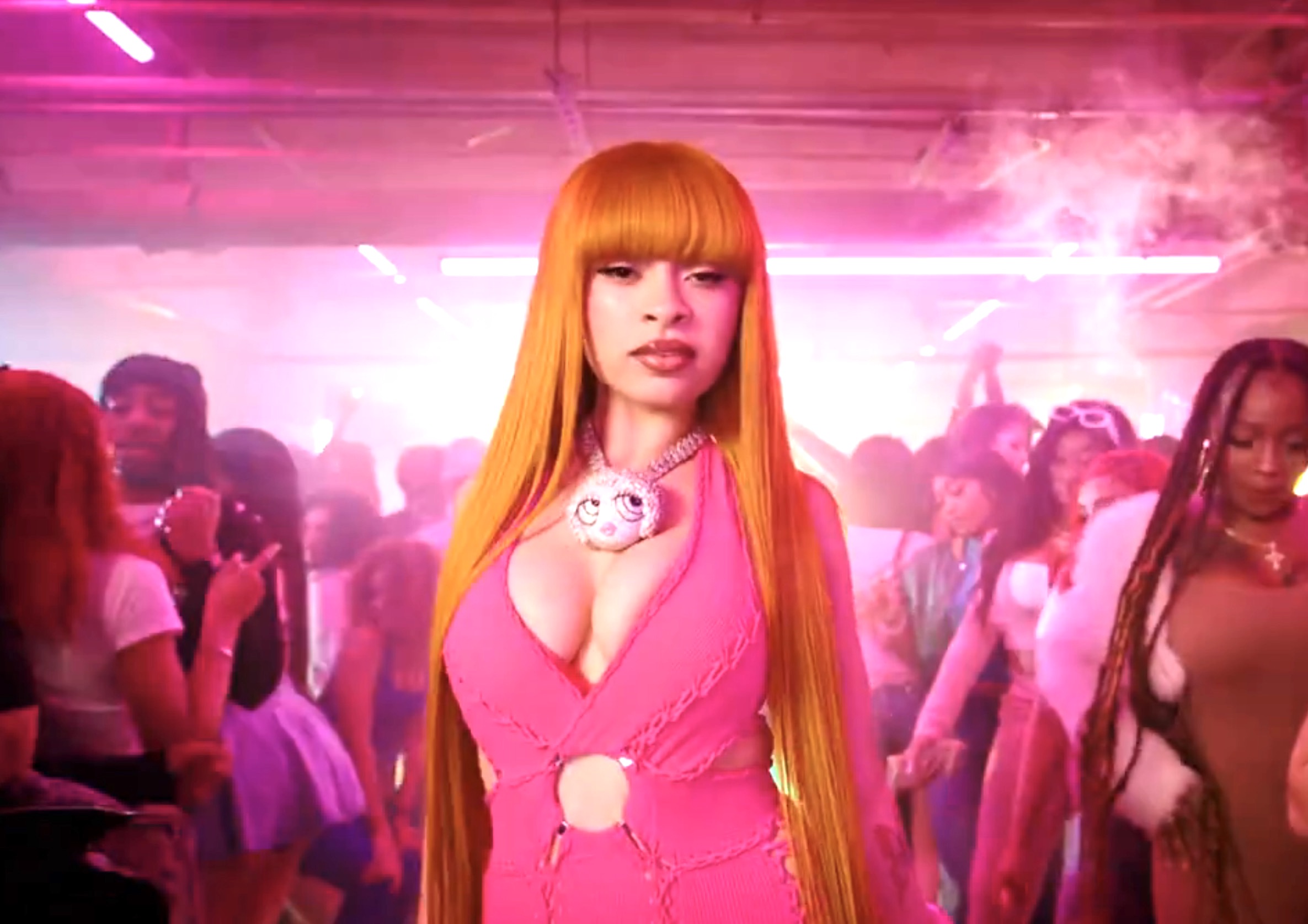 Ice Spice Unleashes ‘Gimmie A Light’ Music Video Trailer, Samples Sean Paul