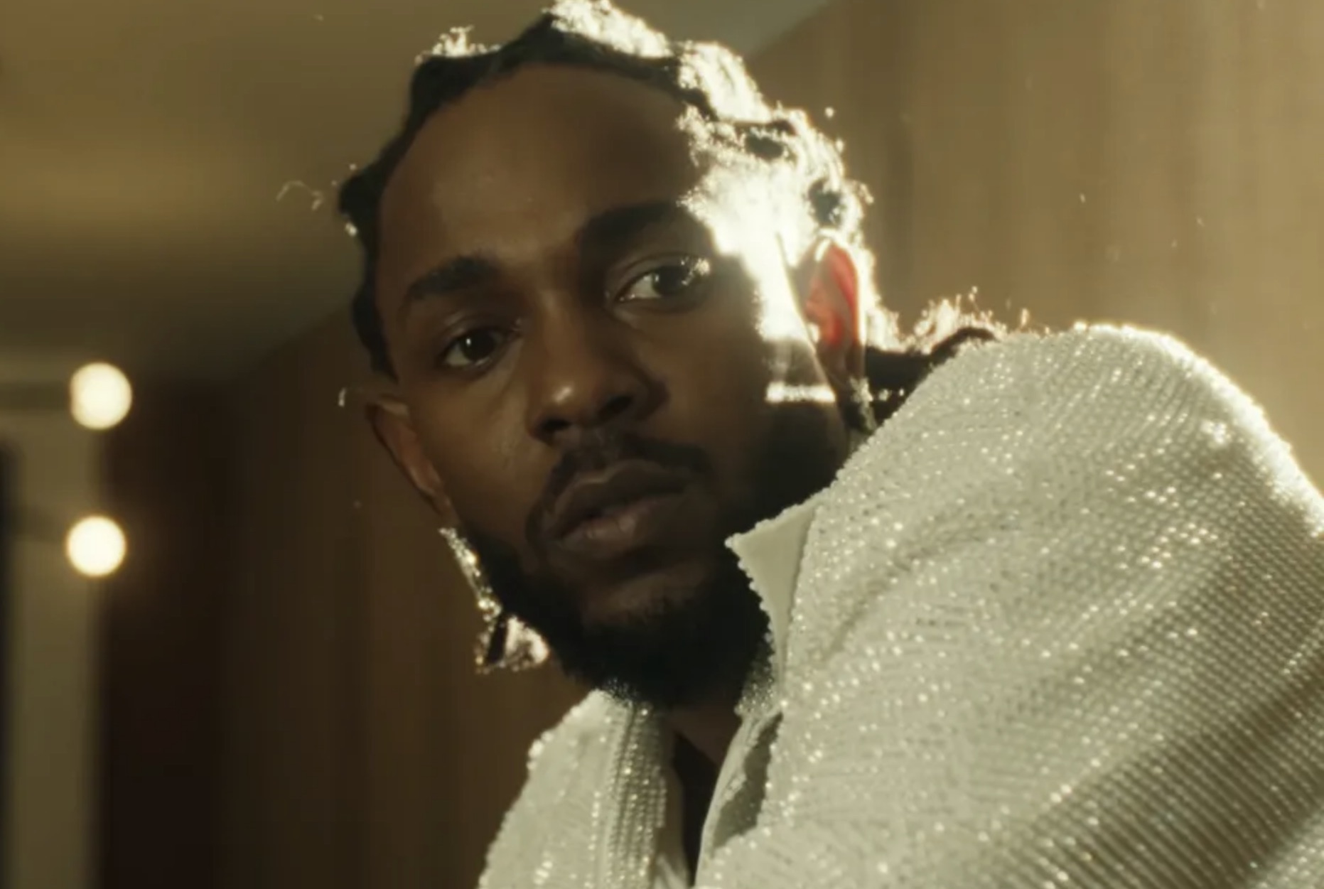 Kendrick Lamar Eyeing #1 Hot 100 DEBUT With Viral Drake Diss ‘Not Like Us’ as Streams Explode