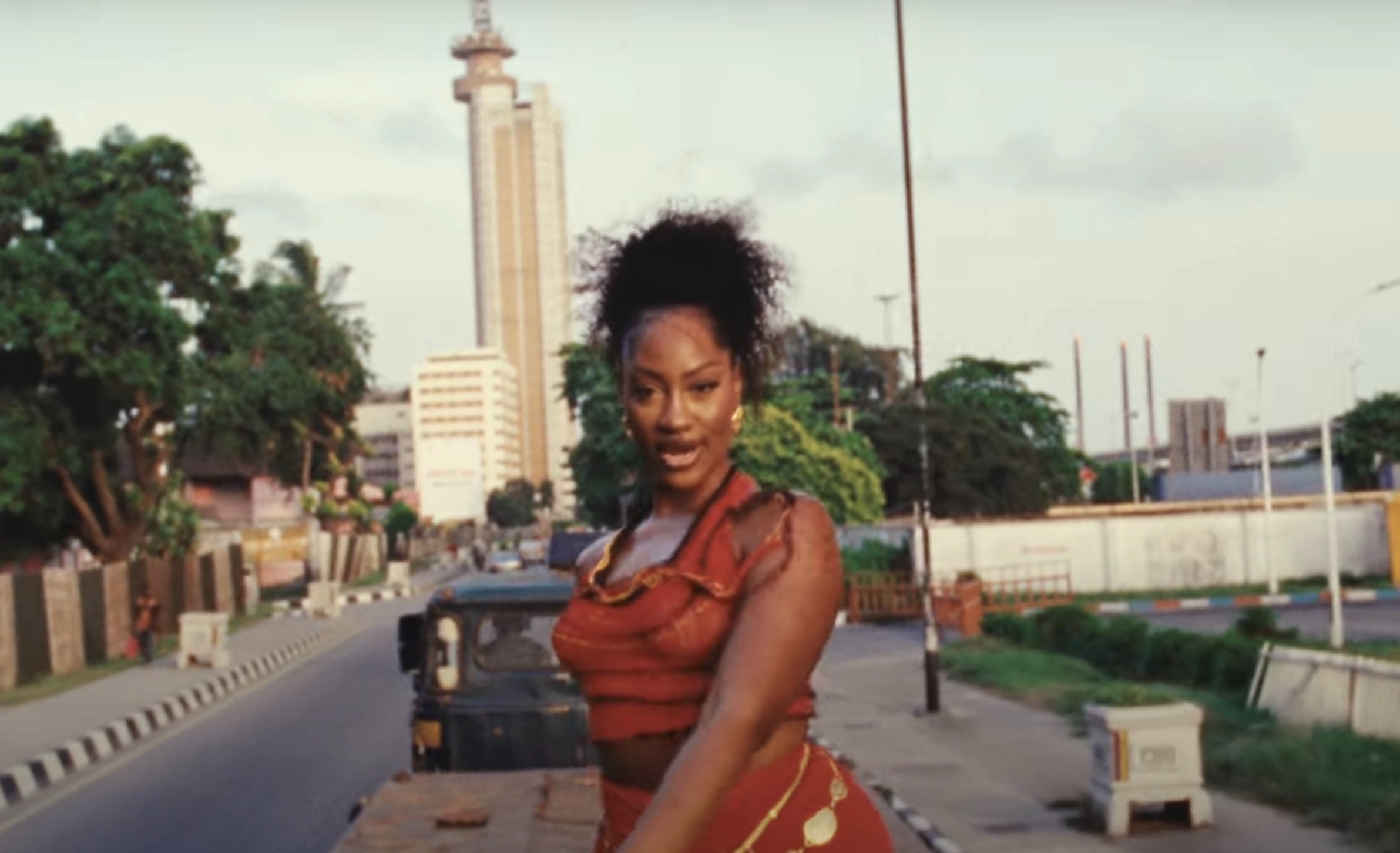 New Video: Tems – ‘Love Me JeJe’