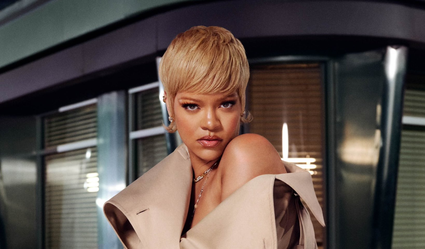 Rihanna STUNS for Fenty Hair After Viral Announcement