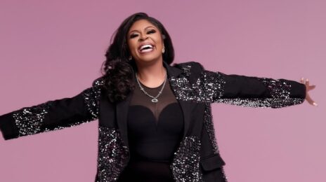 Kim Burrell APOLOGIZES to the LGBTQ Community for Homophobic Remarks: "We Must Embrace All of God's People"