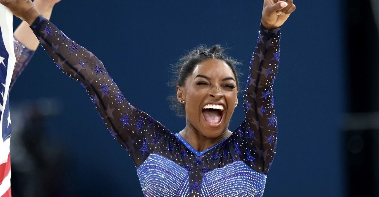 Simone Biles WINS All-Round Gymnastics Title at Olympics 2024, Makes History