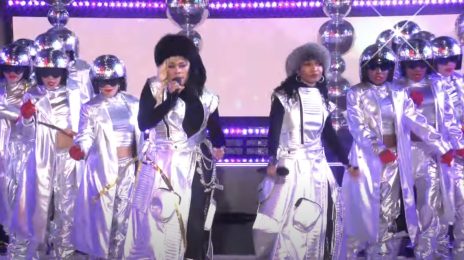 TLC Marvel with 'Waterfalls', 'No Scrubs,' & More at Dick Clark's New Year's Rockin' Eve