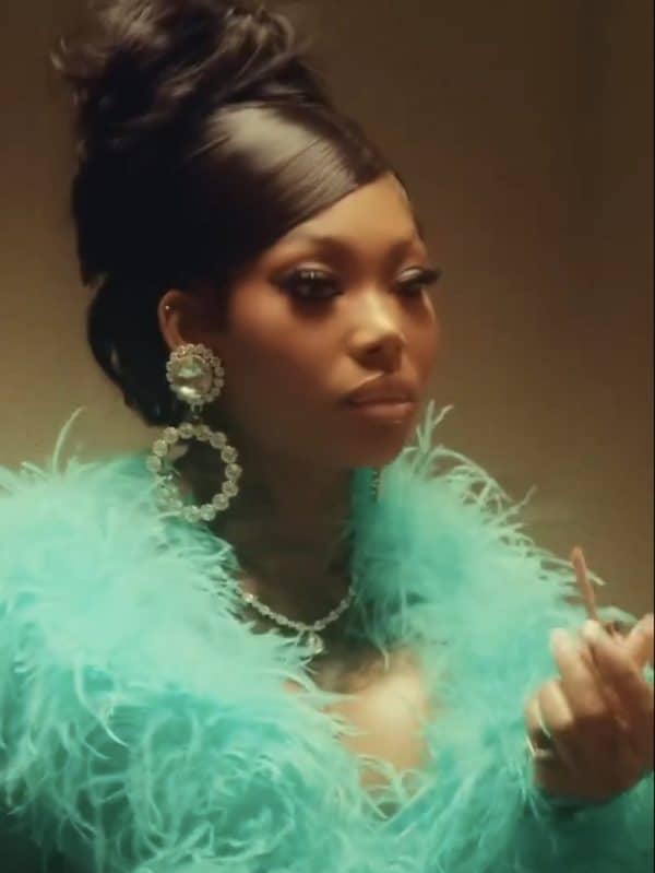 Summer Walker Announces New Single 'Spend It'