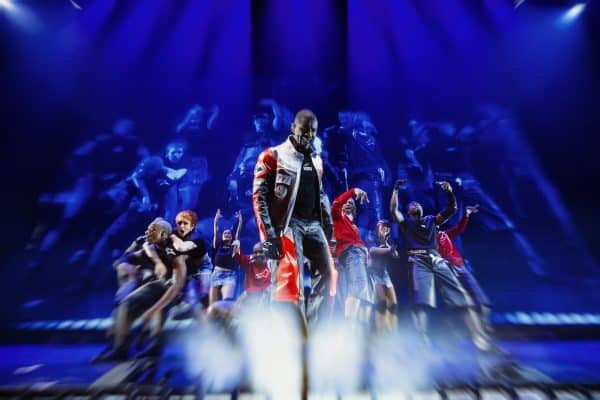Review: Usher's Epic 'Past, Present, Future' Tour Thrills