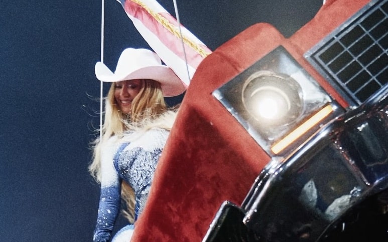 Beyonce Playfully Jokes About Mid-Air Concert Scare in New Video - That ...