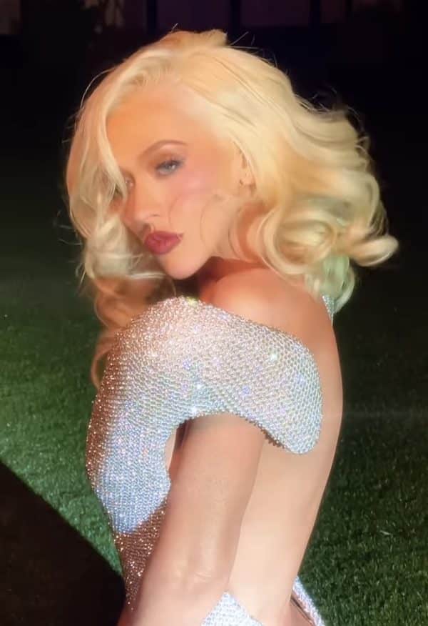 She's Coming! Christina Aguilera Returns to the Studio