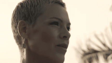 Pink Reveals She Contracted E. coli