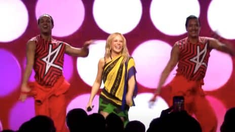 Kylie Minogue Electrifies with 'Padam Padam' & 'Can't Get You Out Of My Head' at the  Earthshot Prize Awards 2025