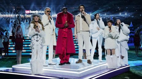Snoop Dogg Rocks Netflix's NFL Christmas Halftime with Andrea Bocelli Surprise, HUNTR/X, & Lainey Wilson