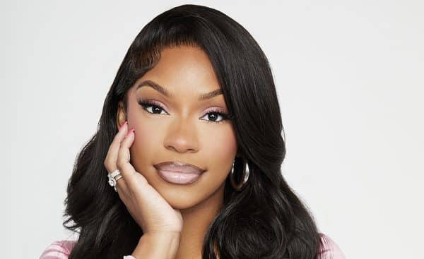 Monaleo hospitalized and cancelled tour dates 