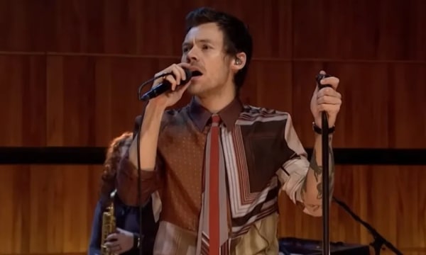 Harry Styles Rocks BBC Radio 1 with ‘Aperture,’ ‘American Girls,’ & More ‘Disco’ Songs Live [Video]