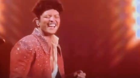 Bruno Mars Jokes He Is ‘Debt-Free’ Amid Gambling Rumors at 'Romantic Tour' Launch
